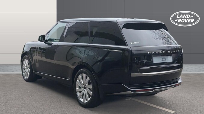 Land Rover Range Rover 3.0 P460e SE 4dr Auto Estate - Image 2